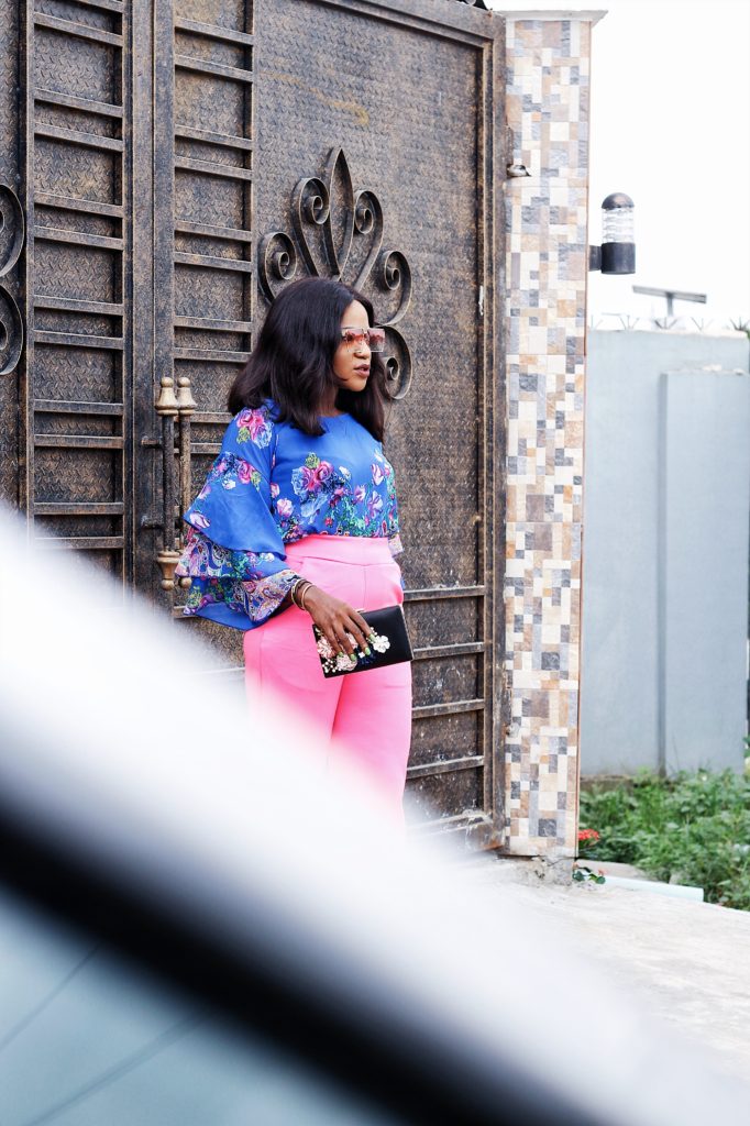 styling florals ,how to style blue and pink ,how to style layered sleeve blouse ,how to wear colours ,alternative to aso-ebi ,wedding guest inspiration