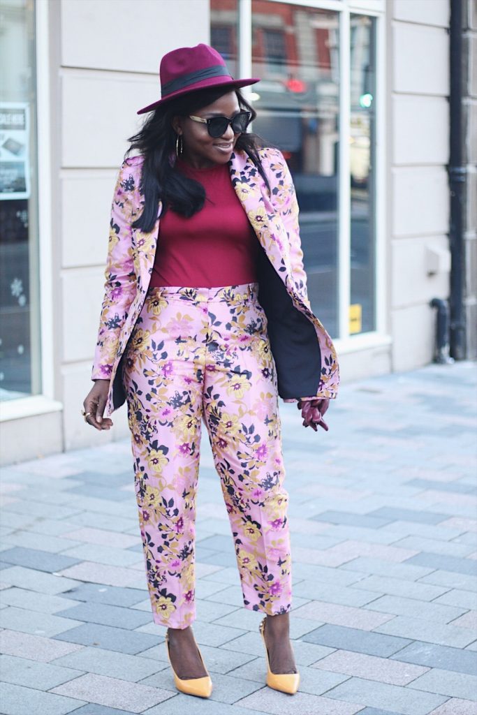 floral suit ,styleblogger ,how to style floral suit , burgundy ,hats fashion ,river island floral suit